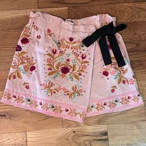 ZARA BLOGGER FAVORITE EMBROIDERED WRAP BOW STUD SKORT
